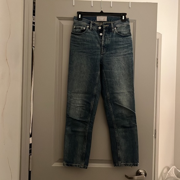 Everlane The '90s Cheeky Jean in Vintage Mid Blue - Picture 3 of 6